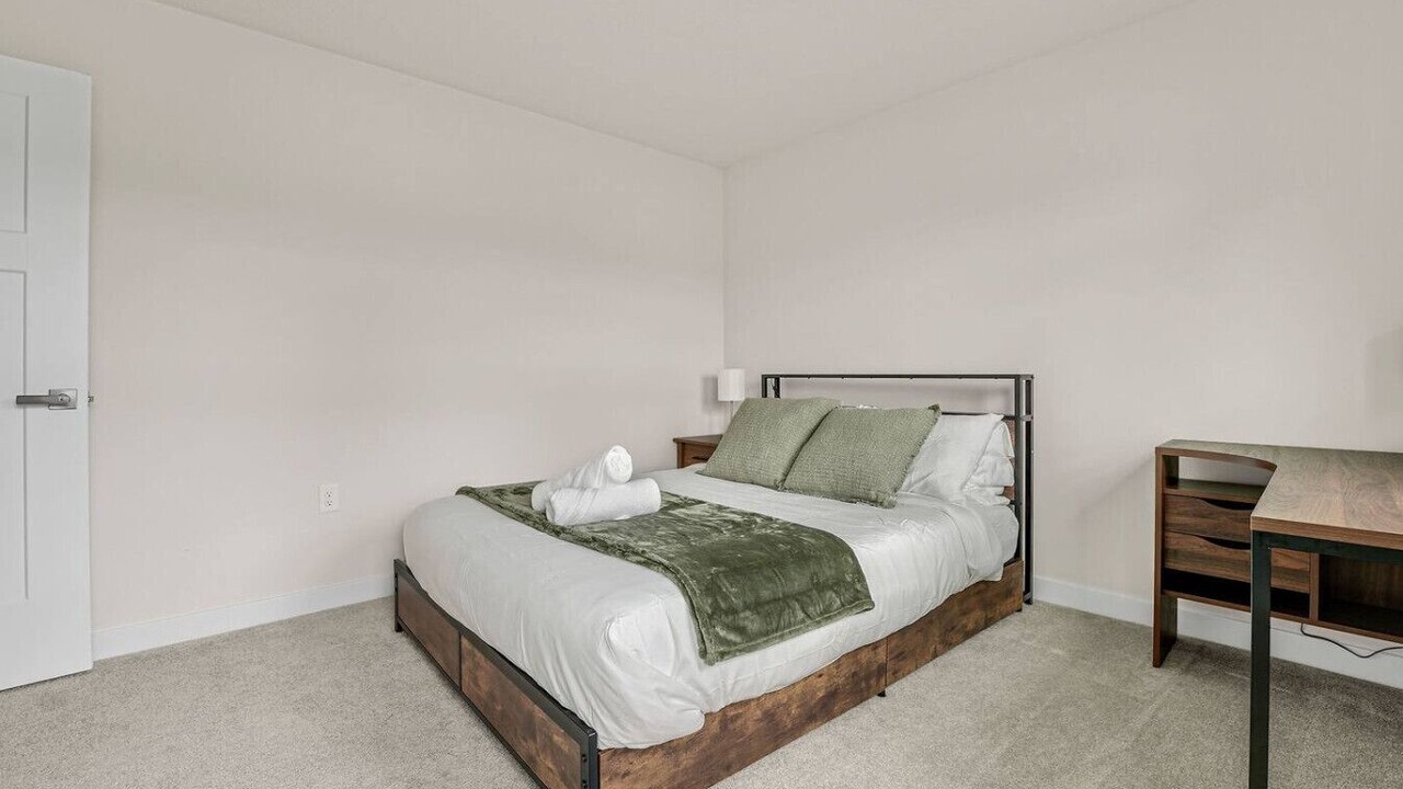 Photo of Bedroom in Perry