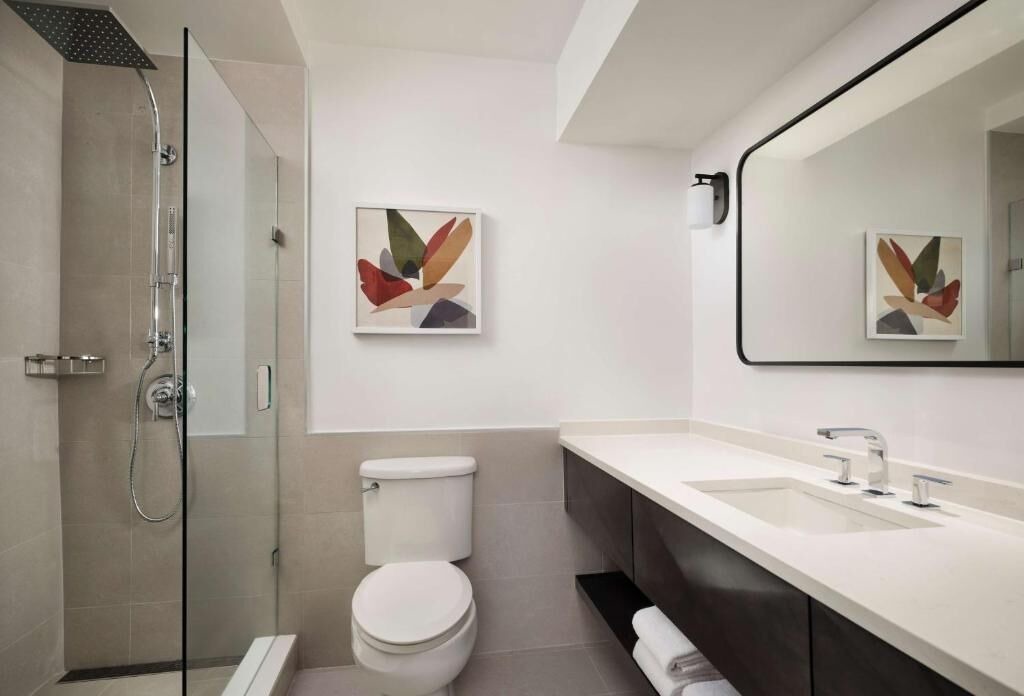 Photo of Bathroom in White Plains