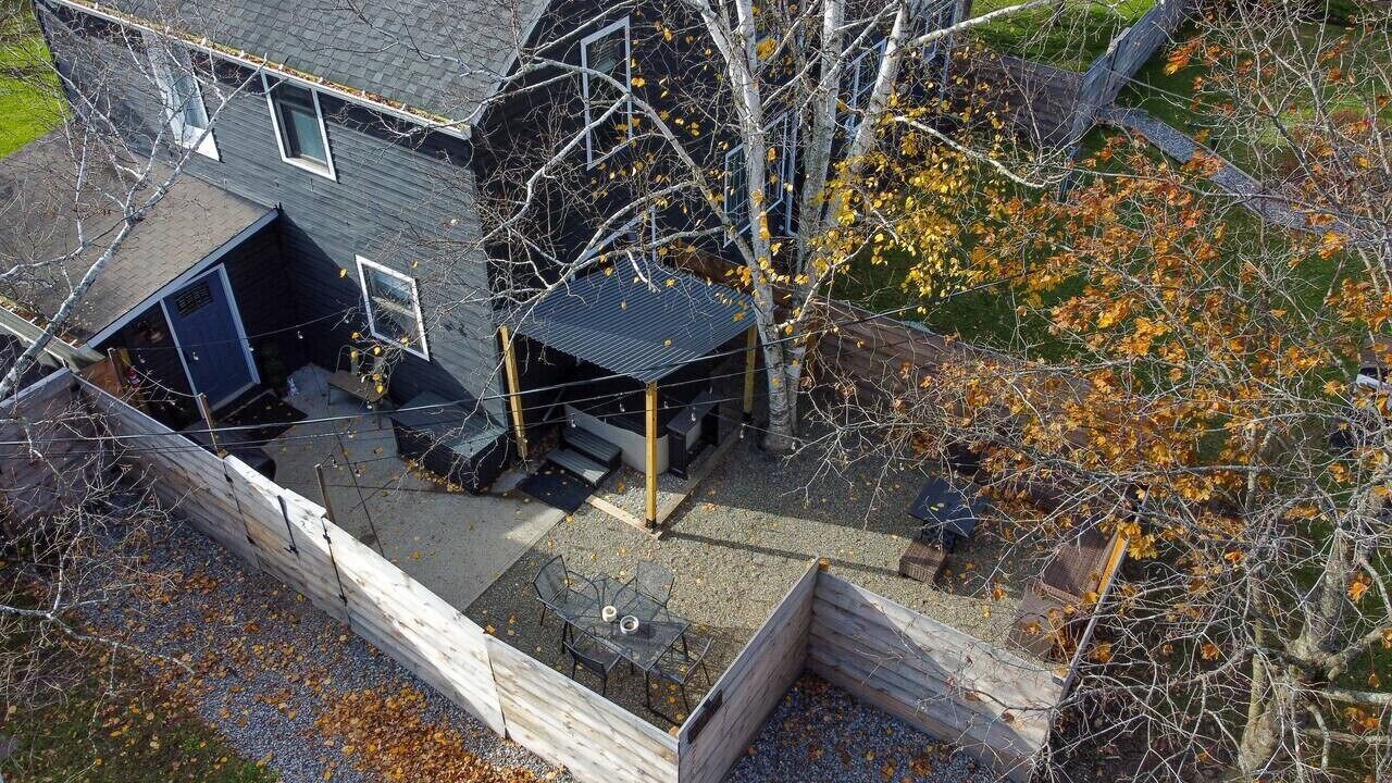 Photo of Outdoor in Hudson