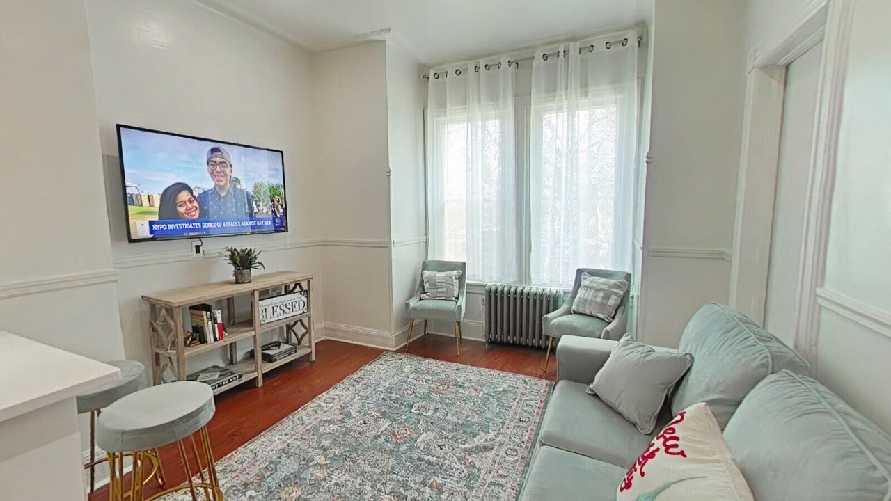 Photo of Livingroom in Fleetwood - Concourse Village
