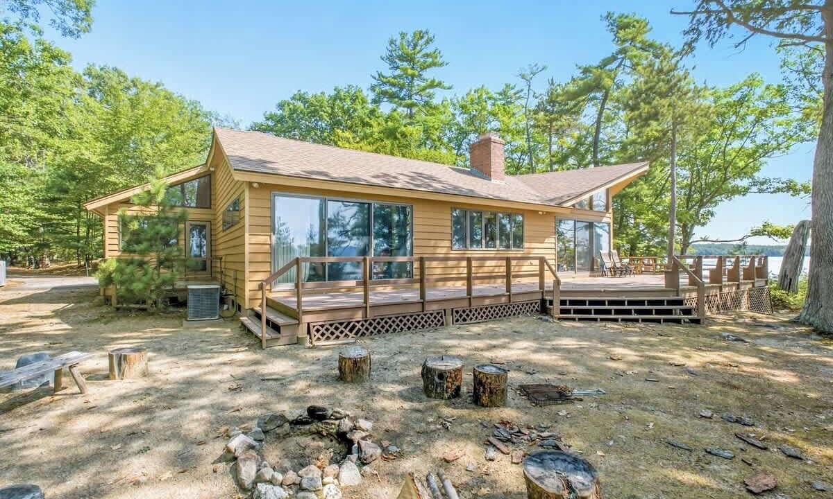Photo of Patio Balcony in Moultonborough