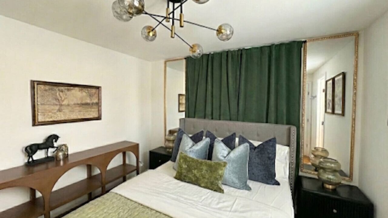 Photo of Bedroom in Stony Brook