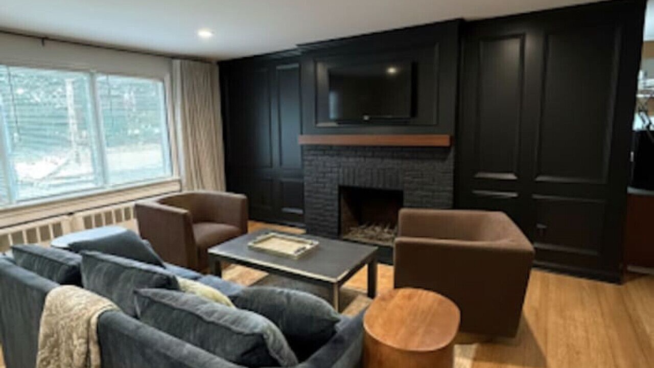 Photo of Livingroom in Stony Brook