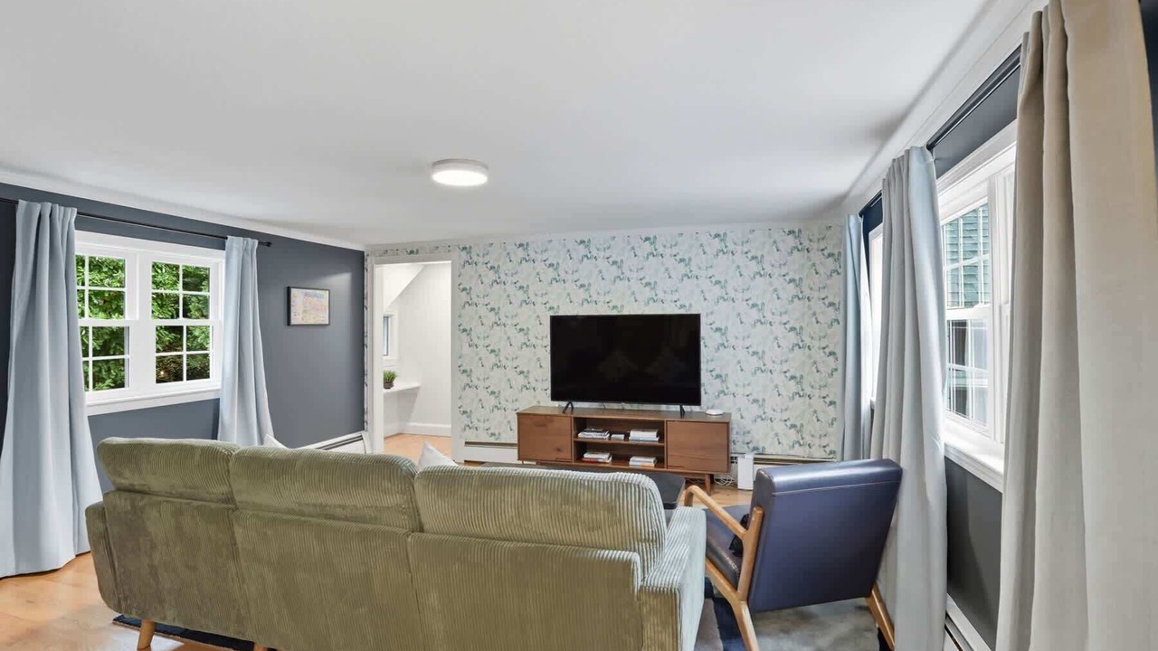 Photo of Bedroom in Stoneham