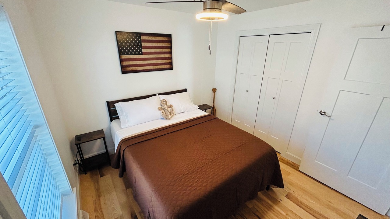Photo of Bedroom in Sylvan Beach