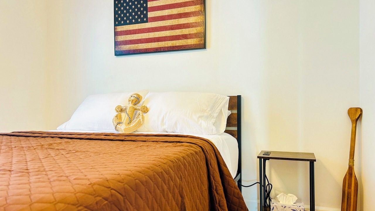 Photo of Bedroom in Sylvan Beach