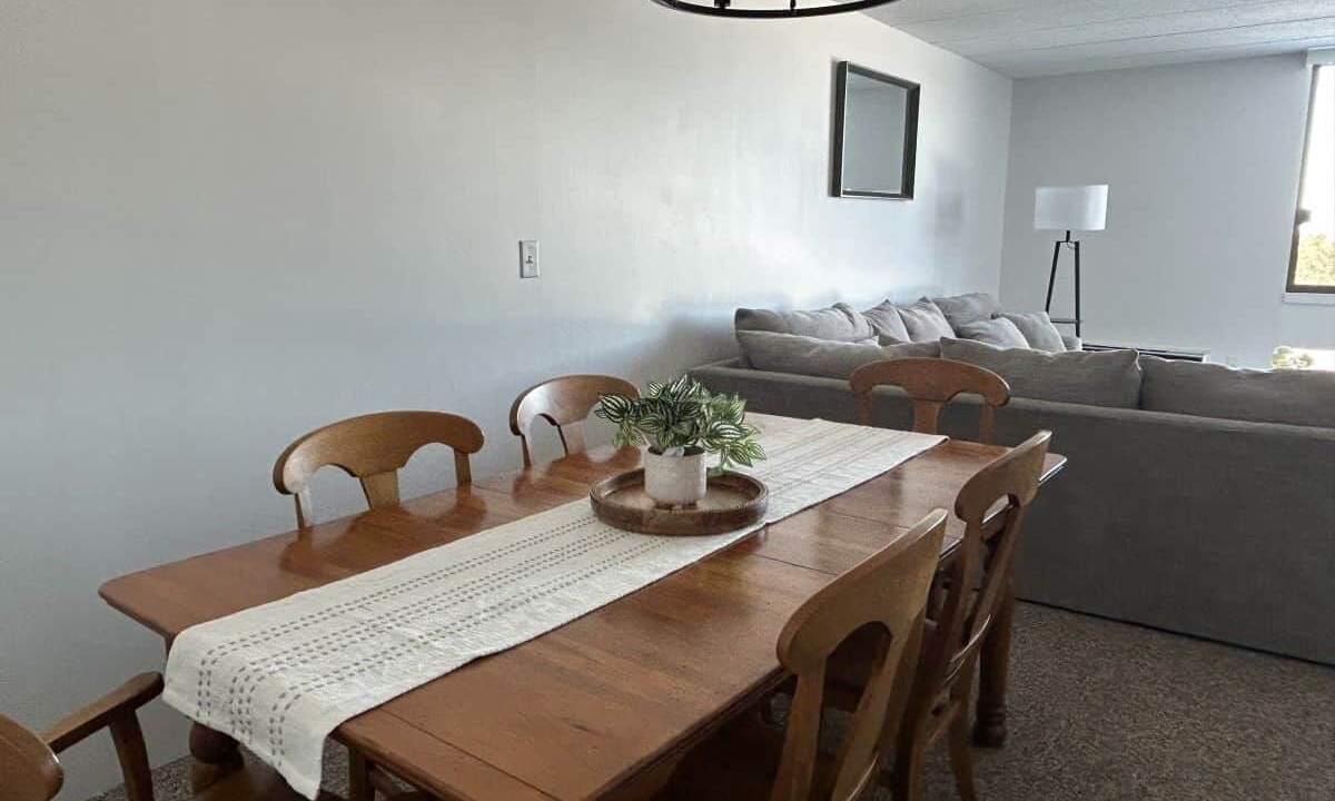 Photo of Livingroom in Weirs Beach