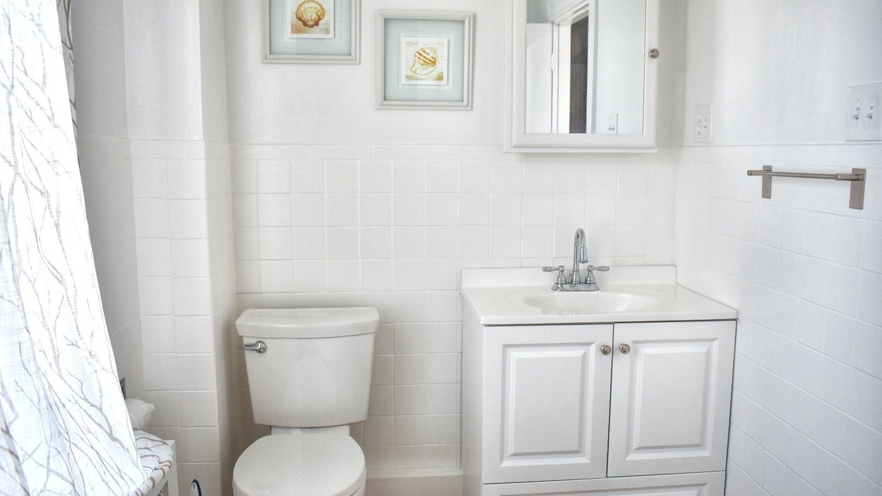 Photo of Bathroom in Fifth Ward