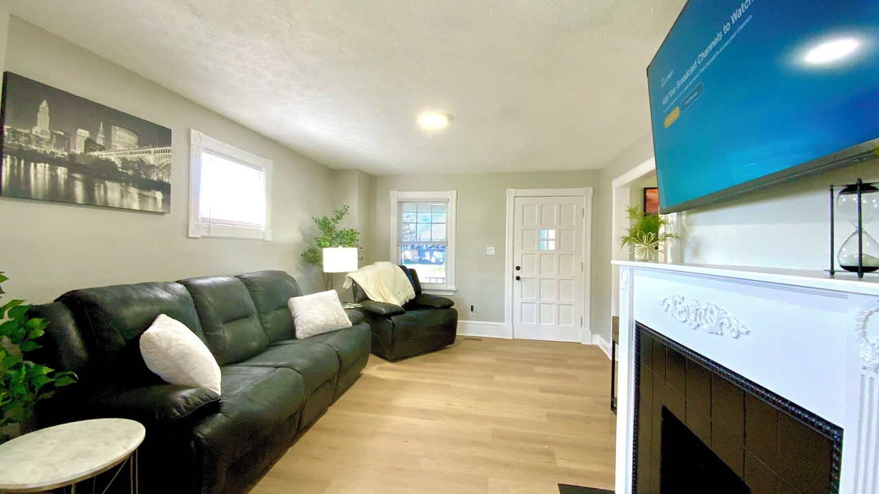 Photo of Livingroom in Mentor