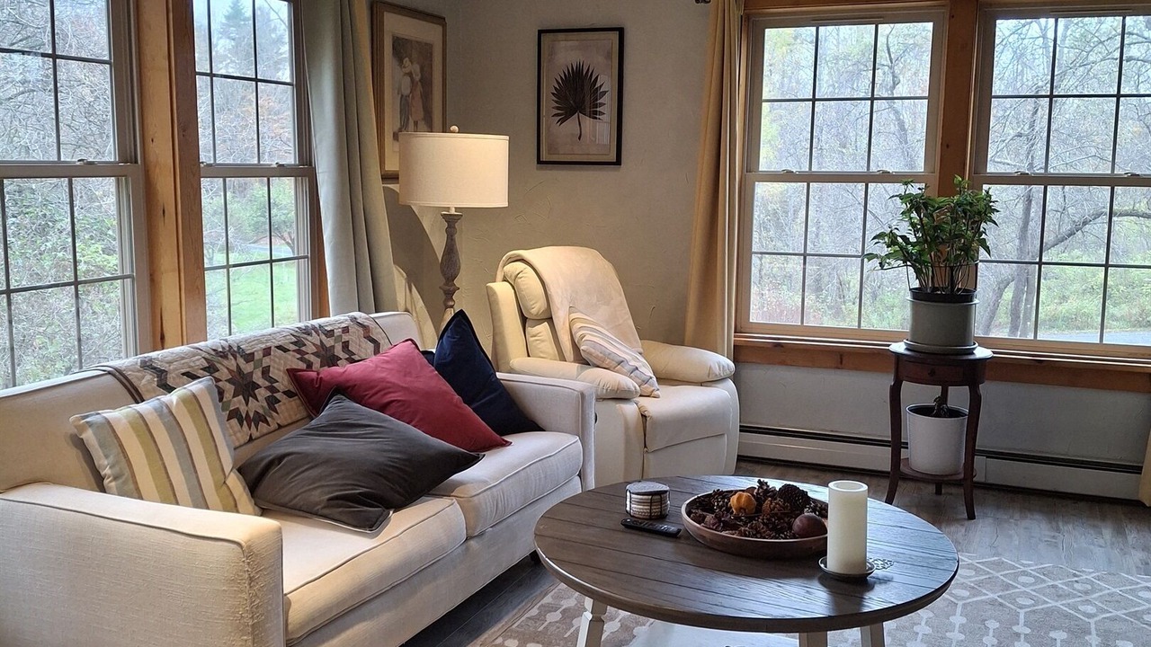 Photo of Livingroom in Waterbury Center
