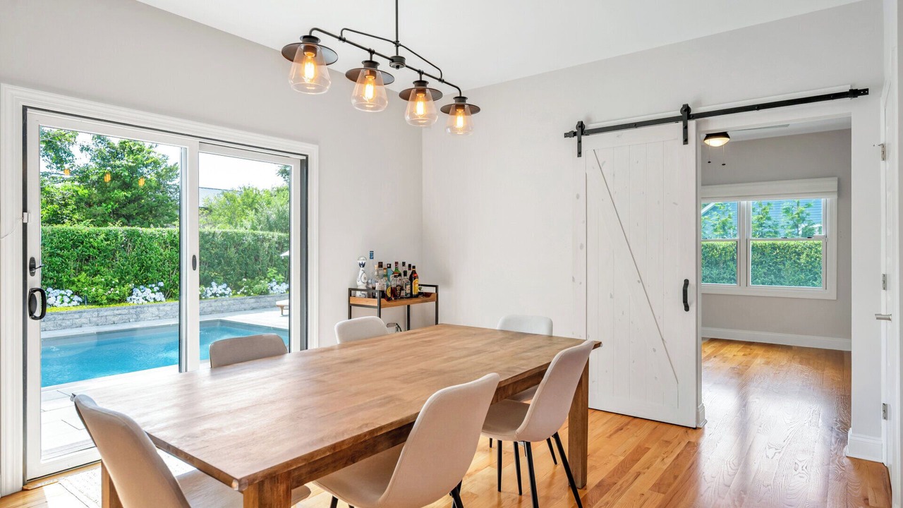 Photo of Livingroom in Greenport West