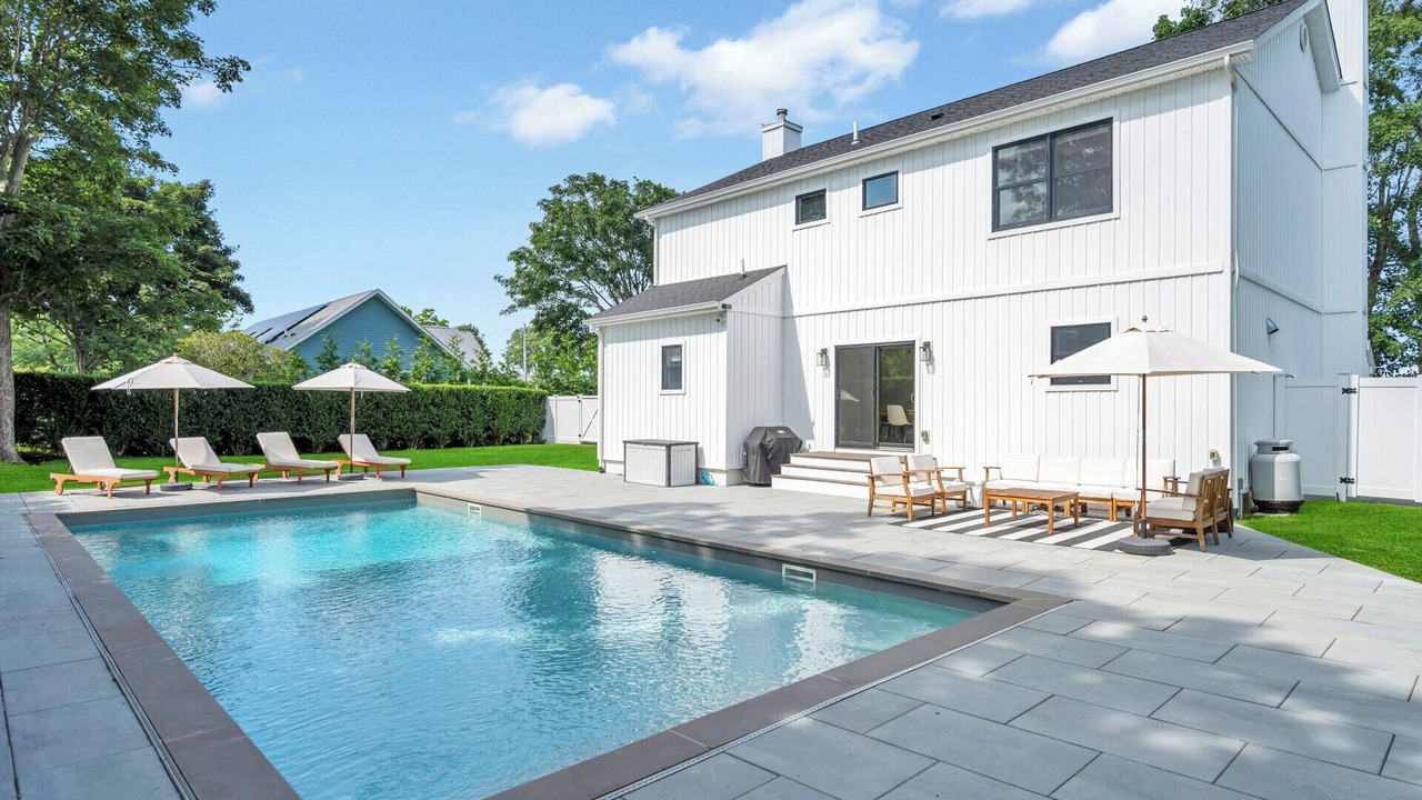 Photo of Outdoor in Greenport West