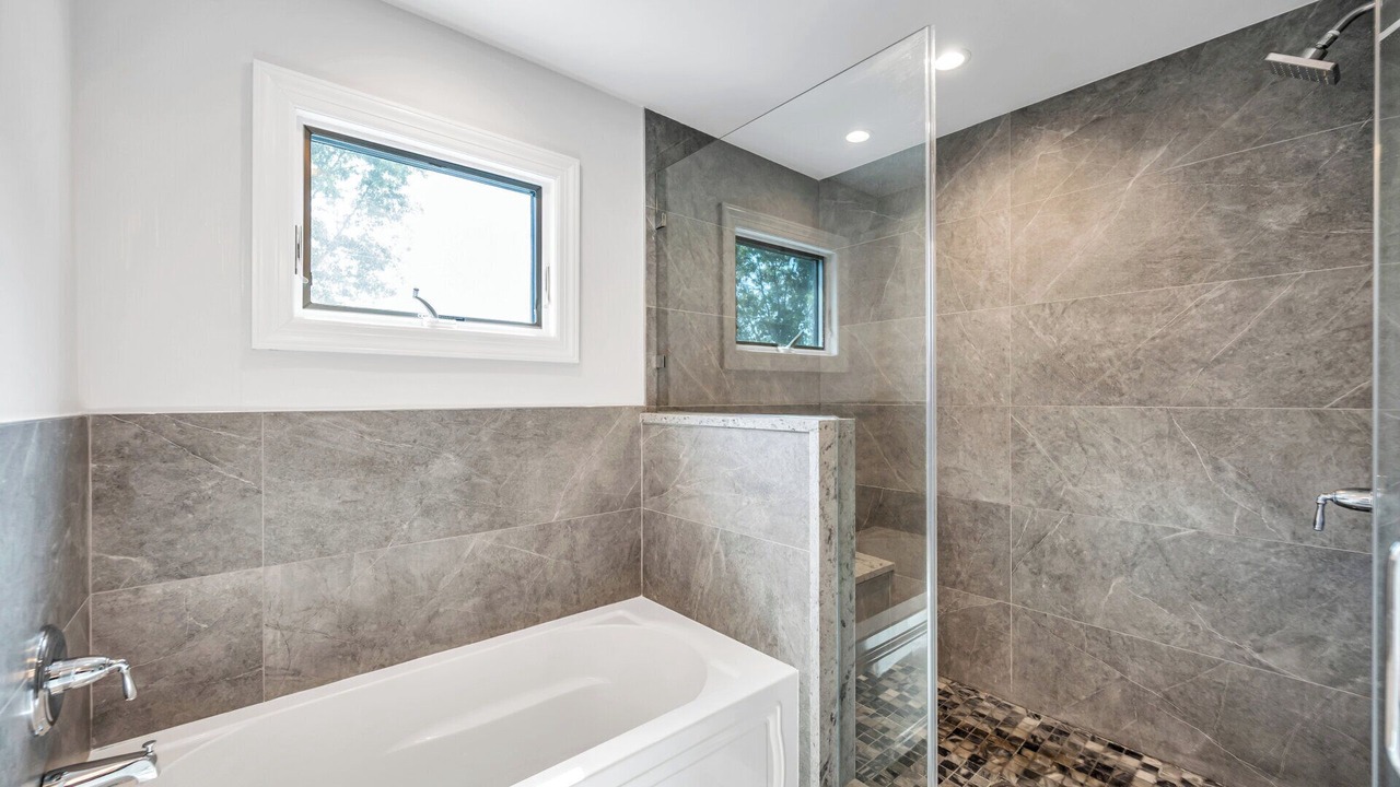 Photo of Bathroom in Greenport West