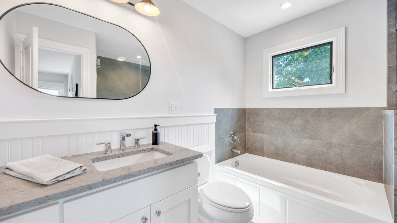 Photo of Bathroom in Greenport West