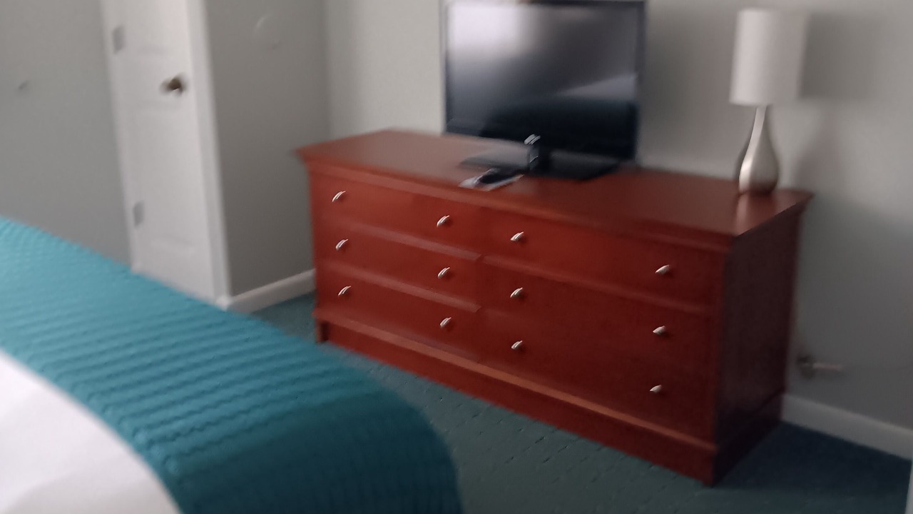 Photo of Bedroom in Westbrook Center