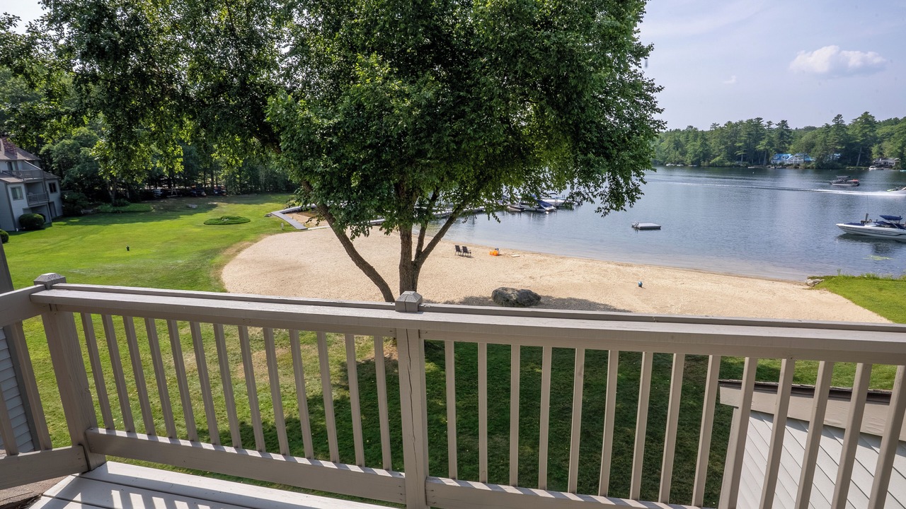 Photo of Outdoor in Mirror Lake