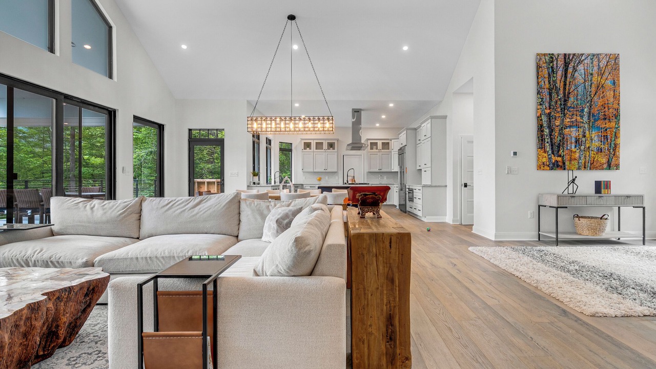 Photo of Livingroom in South Pond Shores
