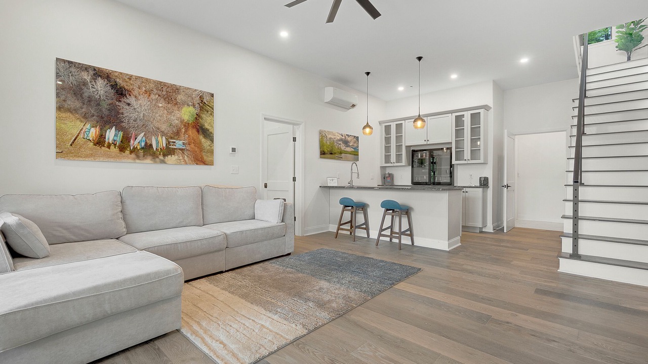 Photo of Livingroom in South Pond Shores