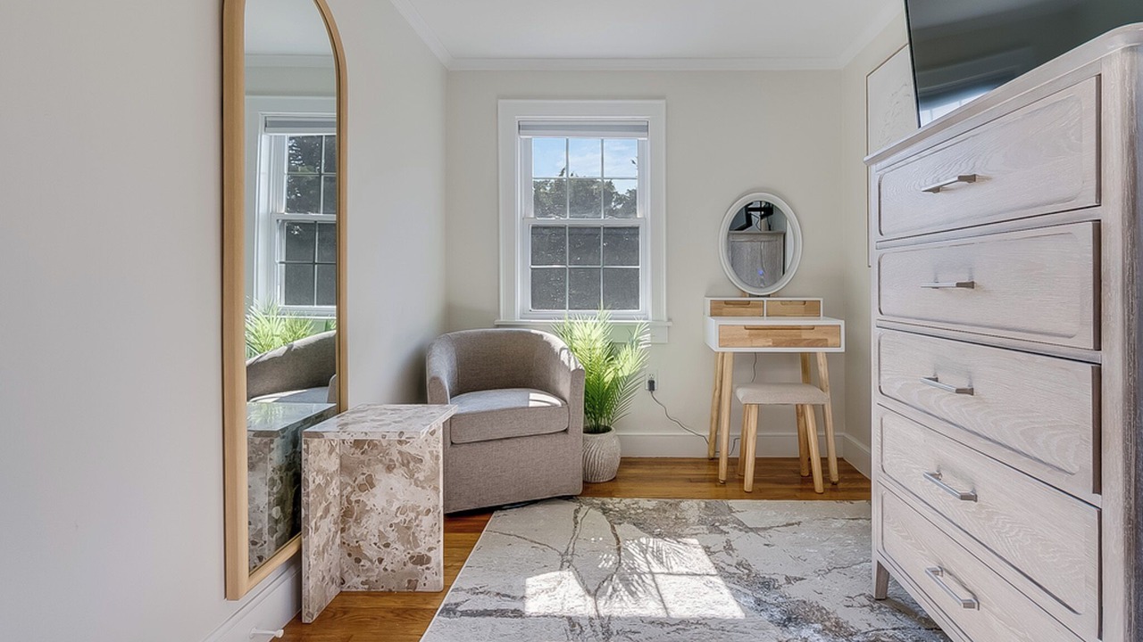 Photo of Livingroom in Hyannis