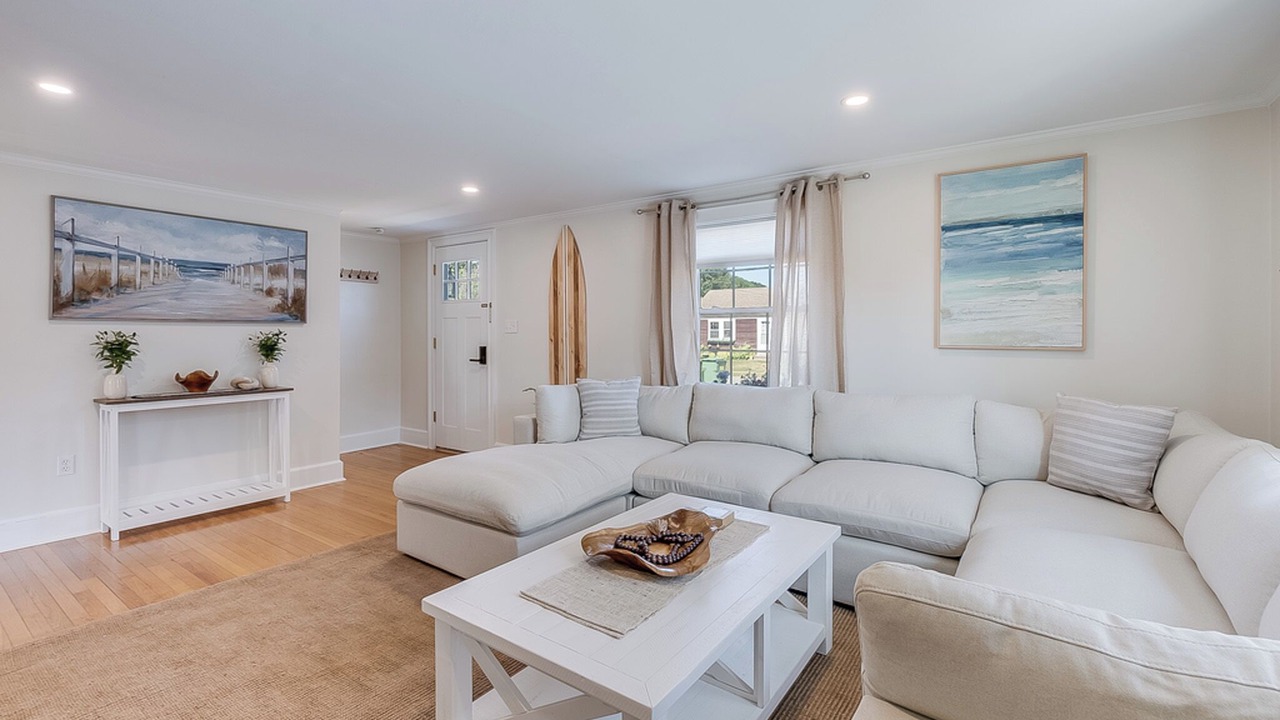 Photo of Livingroom in Hyannis
