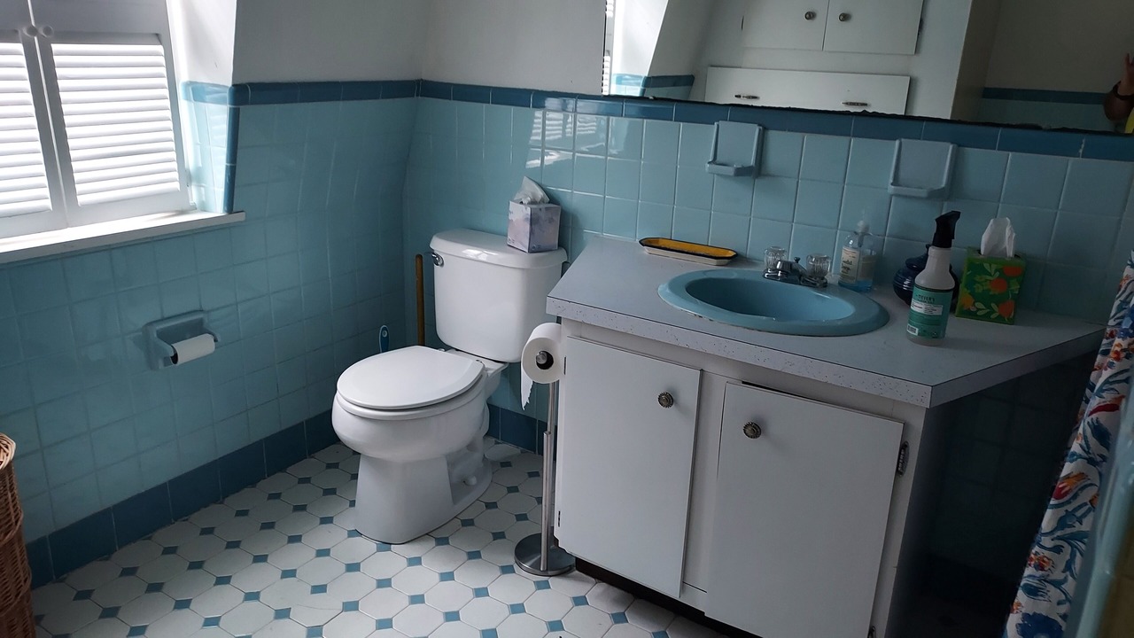 Photo of Bathroom in Ocean Bluff-Brant Rock