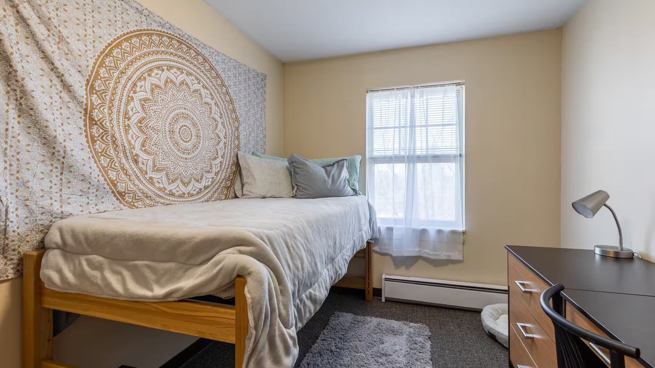 Photo of Bedroom in Plattsburgh