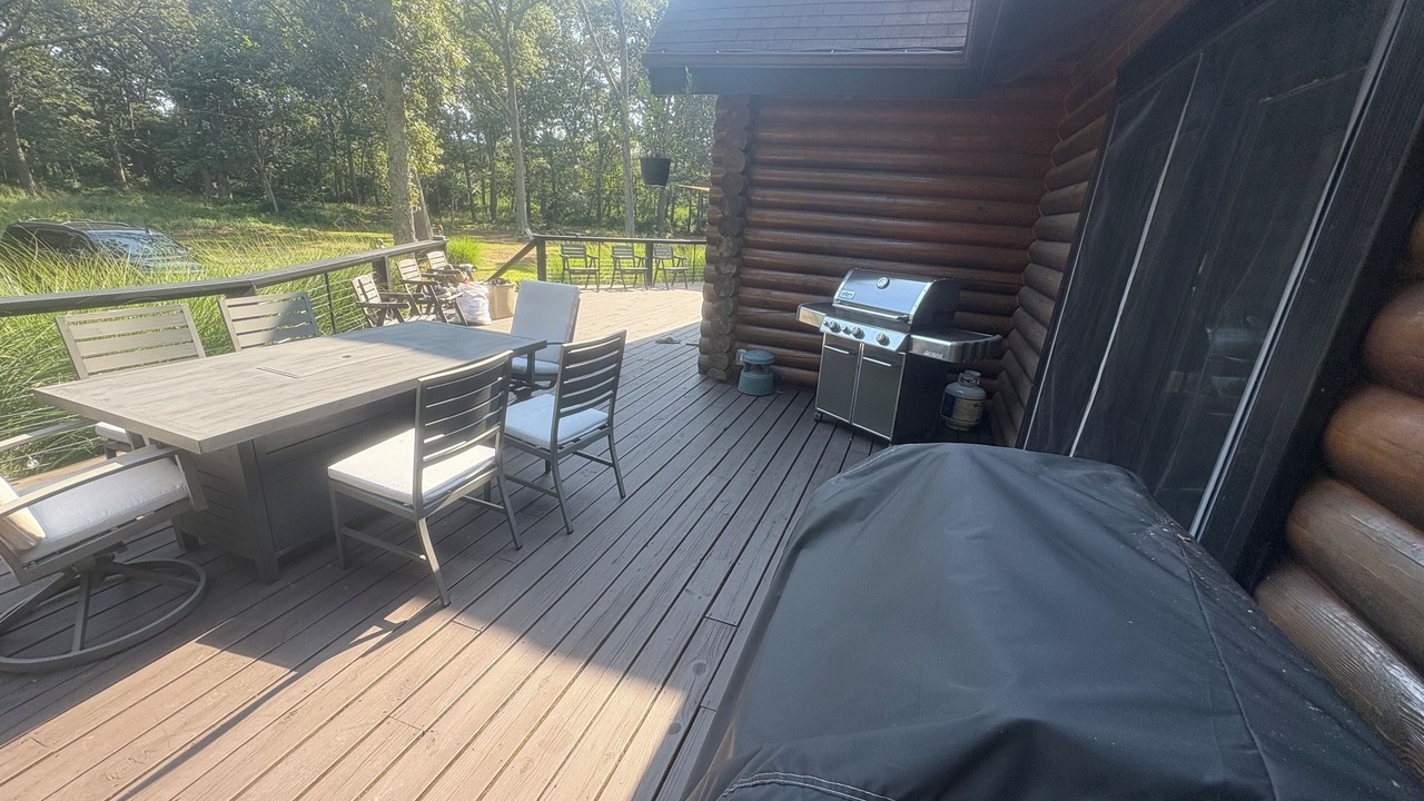 Photo of Outdoor in Greenport West