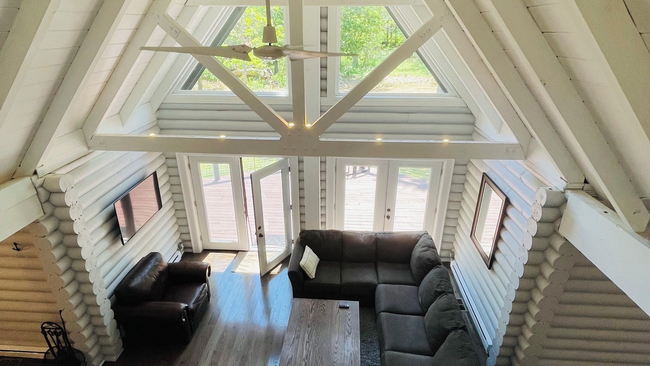 Photo of Livingroom in Greenport West