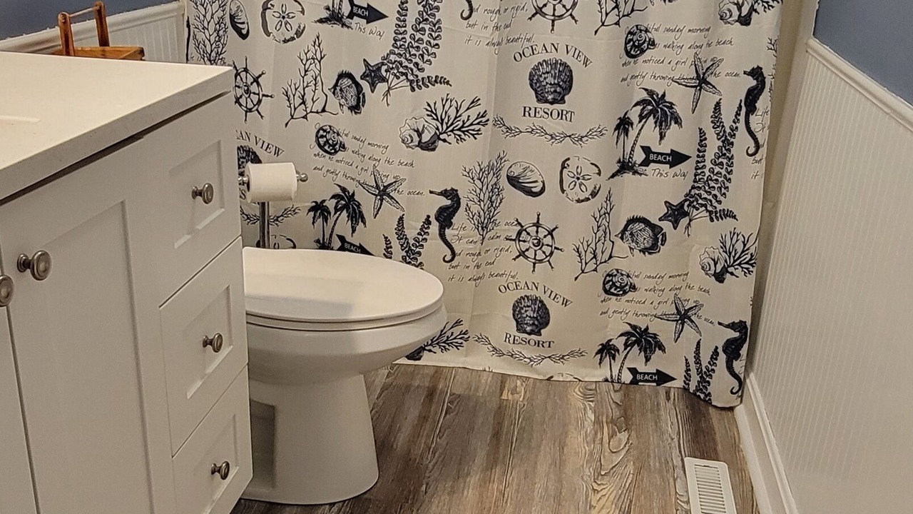 Photo of Bathroom in Ogunquit