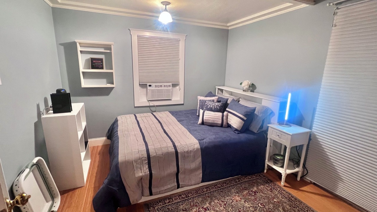 Photo of Bedroom in Bartlett
