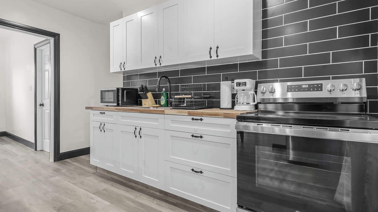 Photo of Kitchen in Downtown Niagara Falls