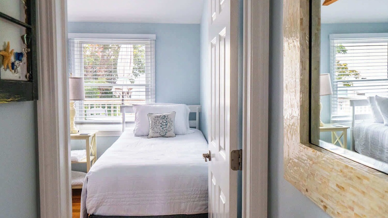 Photo of Bedroom in Humarock