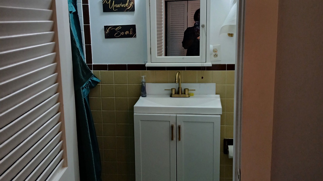 Photo of Bathroom in Oak Bluffs