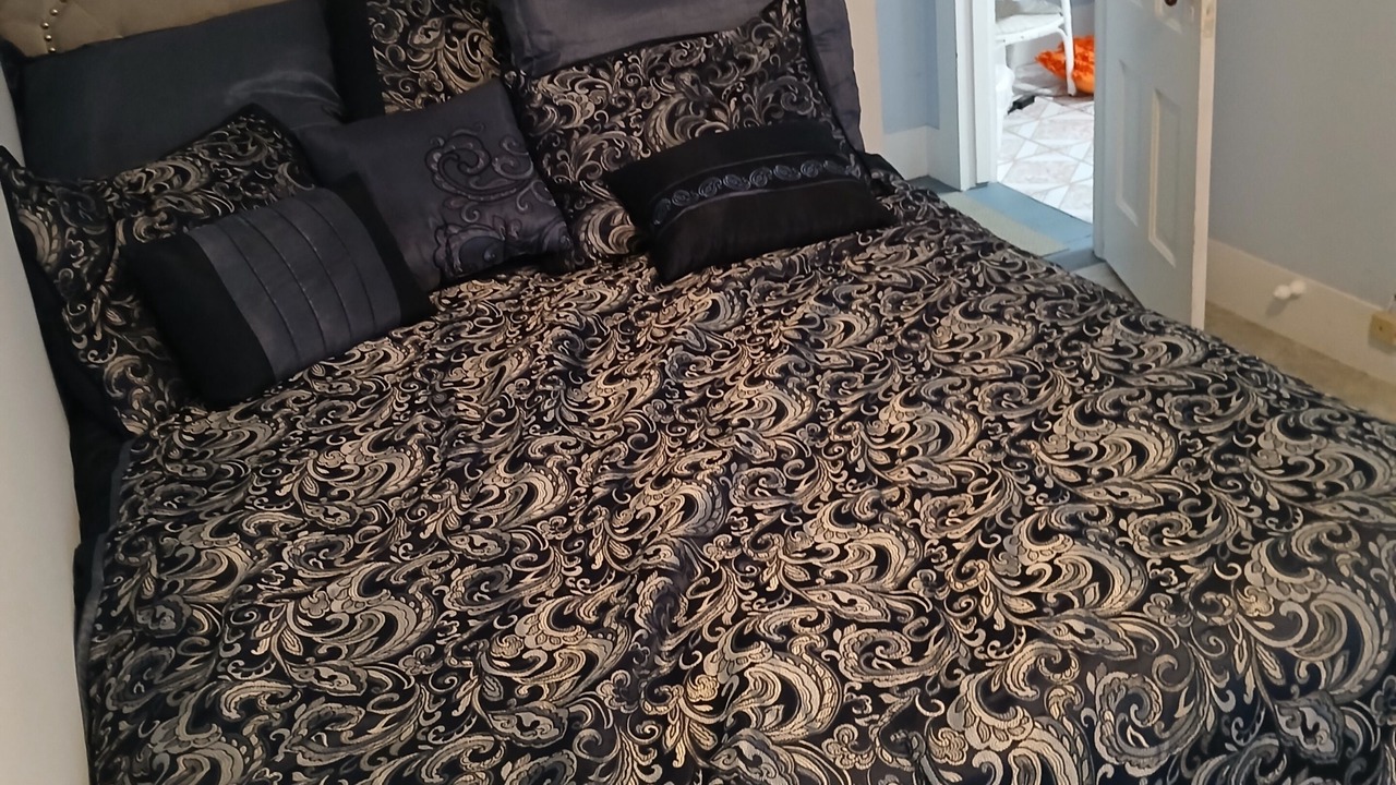 Photo of Bedroom in Oak Bluffs