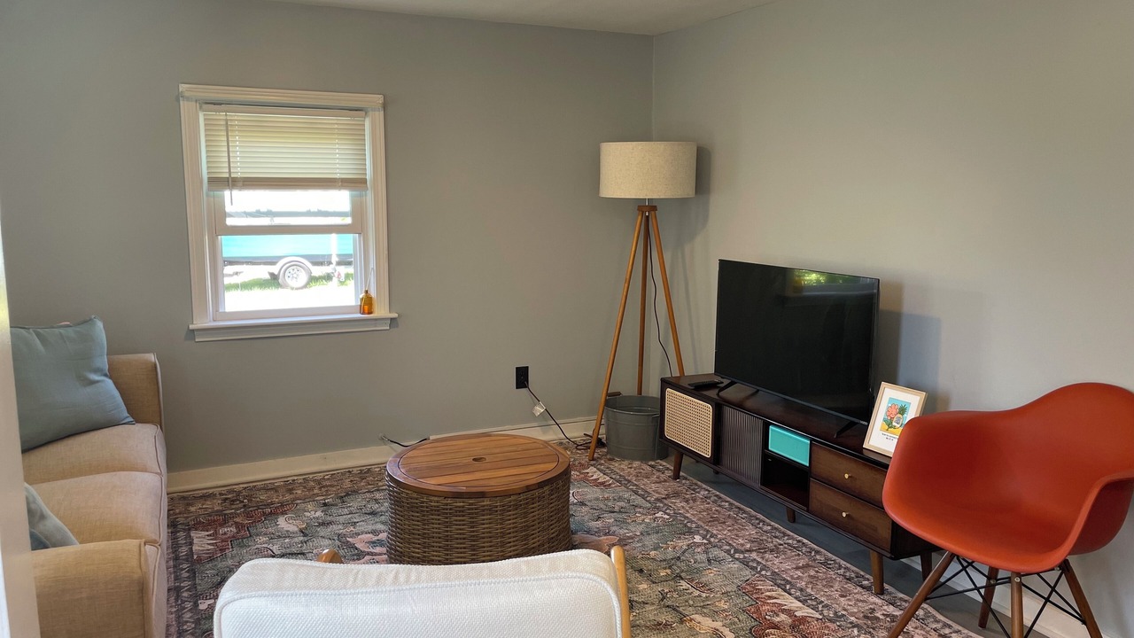 Photo of Livingroom in Briggs Farm