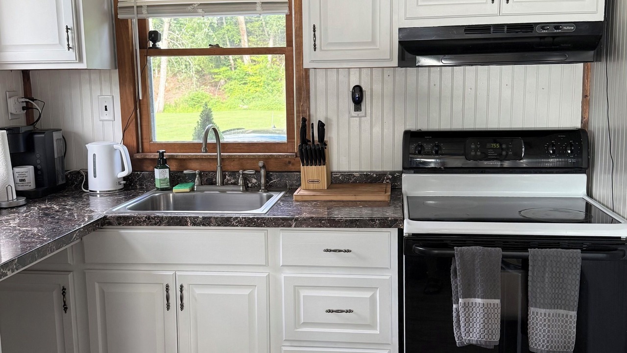 Photo of Kitchen in Haddam
