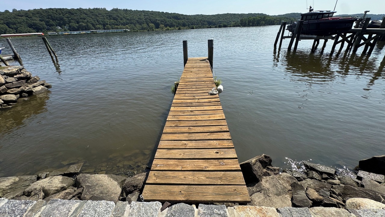 Photo of Others in Haddam