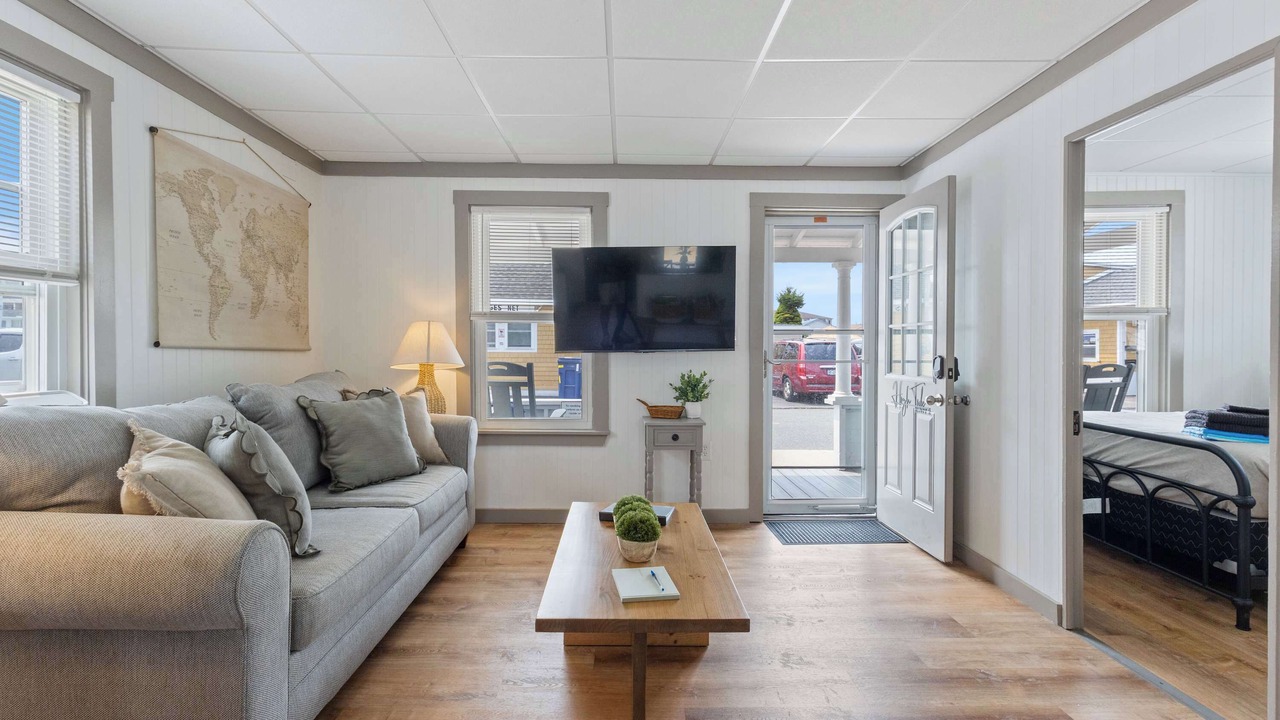 Photo of Livingroom in Hampton
