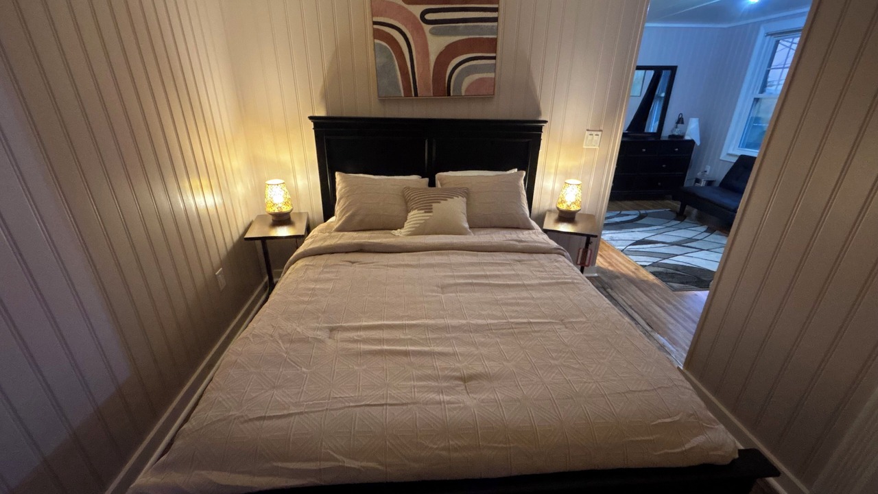 Photo of Bedroom in Hudson
