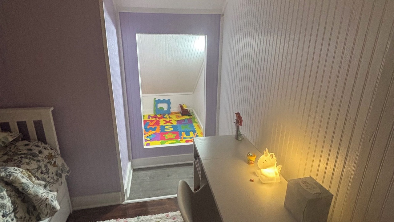 Photo of Bedroom in Hudson