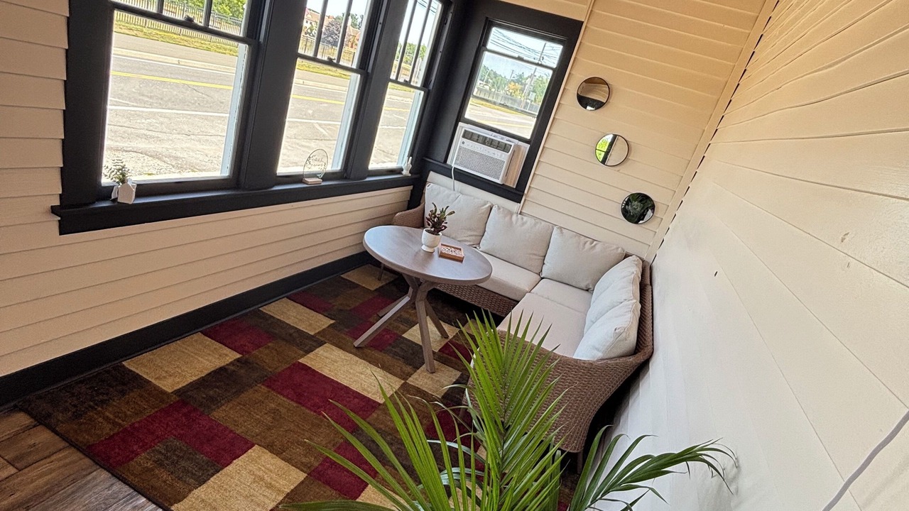 Photo of Livingroom in Hudson