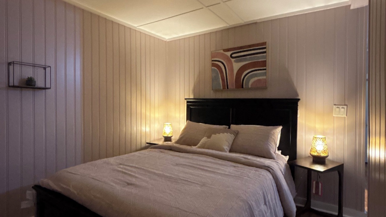 Photo of Bedroom in Hudson