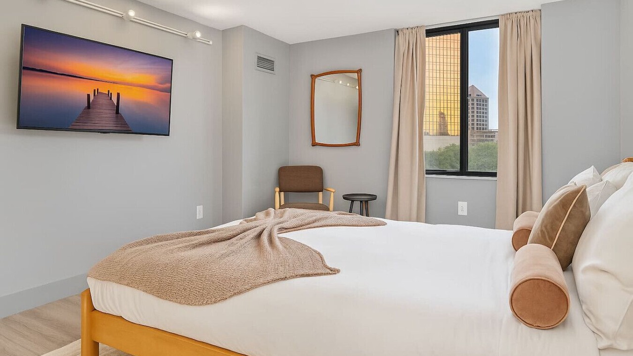 Photo of Bedroom in Downtown Hartford