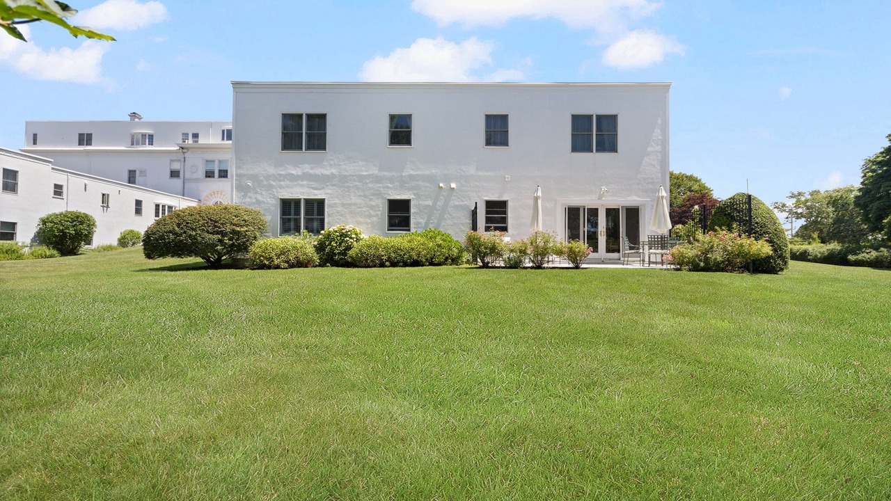 Photo of Outdoor in Cliff Walk