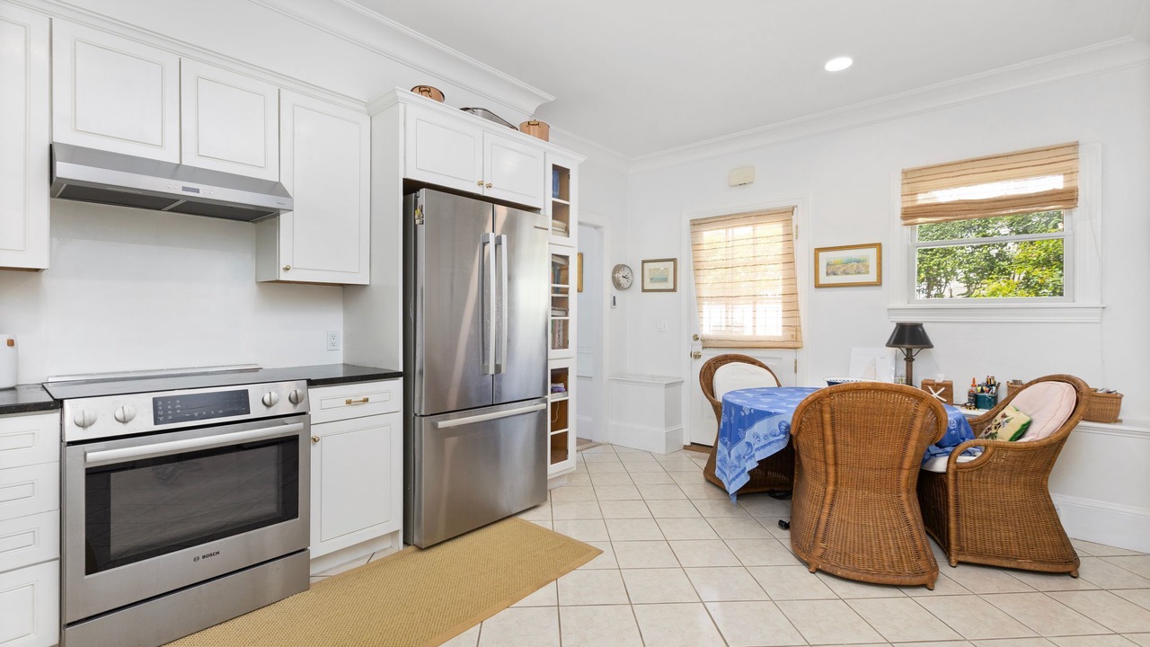 Photo of Kitchen in Cliff Walk
