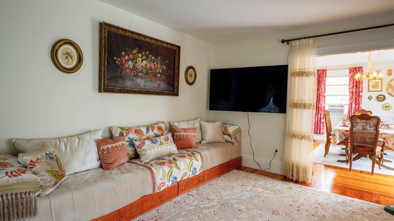 Photo of Livingroom in Watertown
