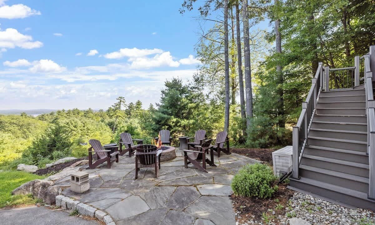 Photo of Patio Balcony in Moultonborough
