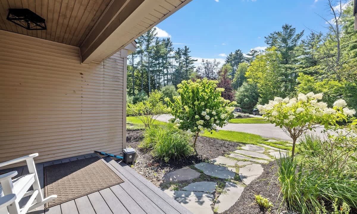 Photo of Patio Balcony in Moultonborough