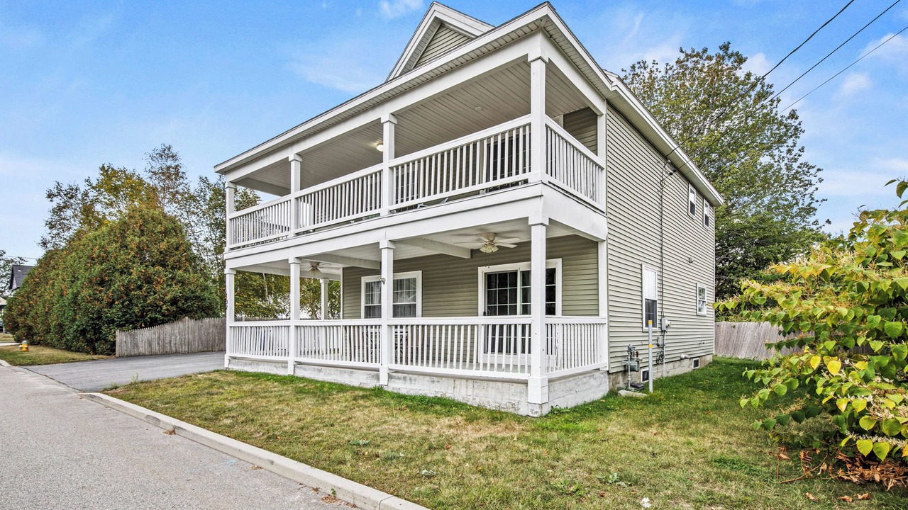 Photo of Outdoor in Knightville