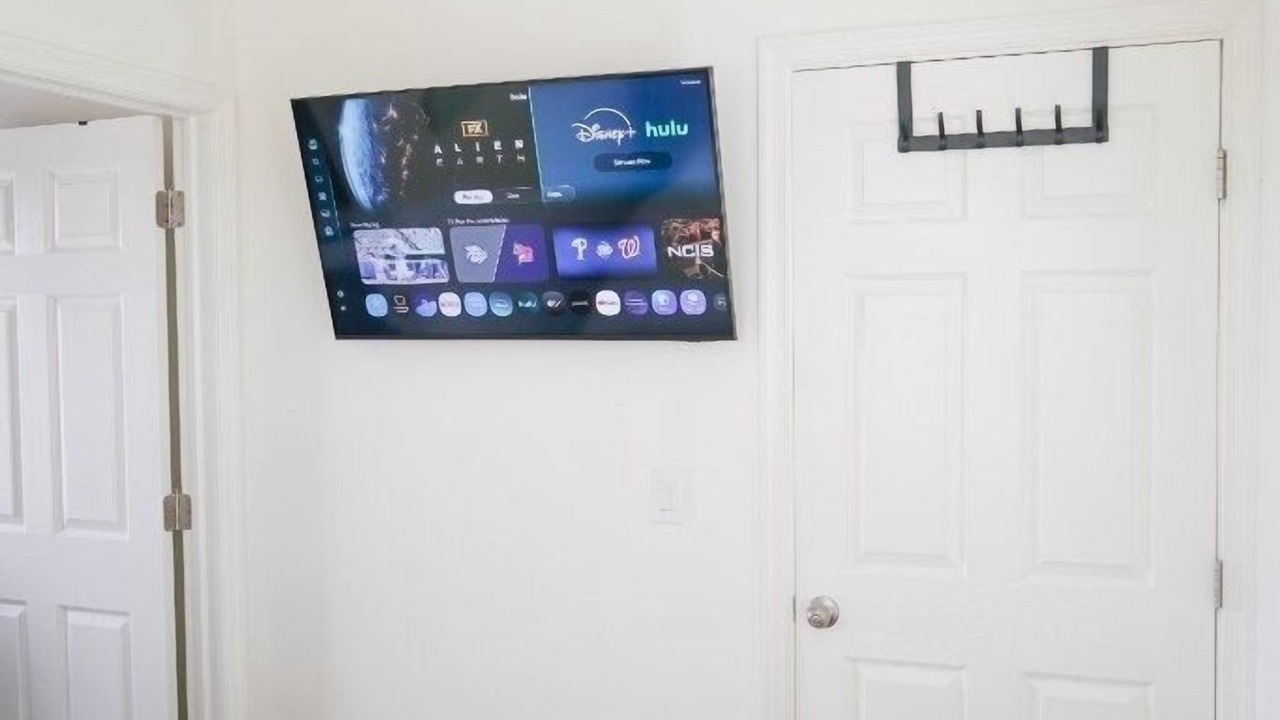 Photo of Bedroom in Mud City
